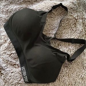 VS sports bra